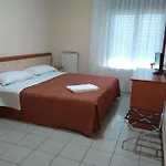 Rose&crown Hotel 3*
