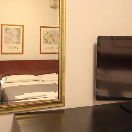 Rose&crown Hotel Correggio